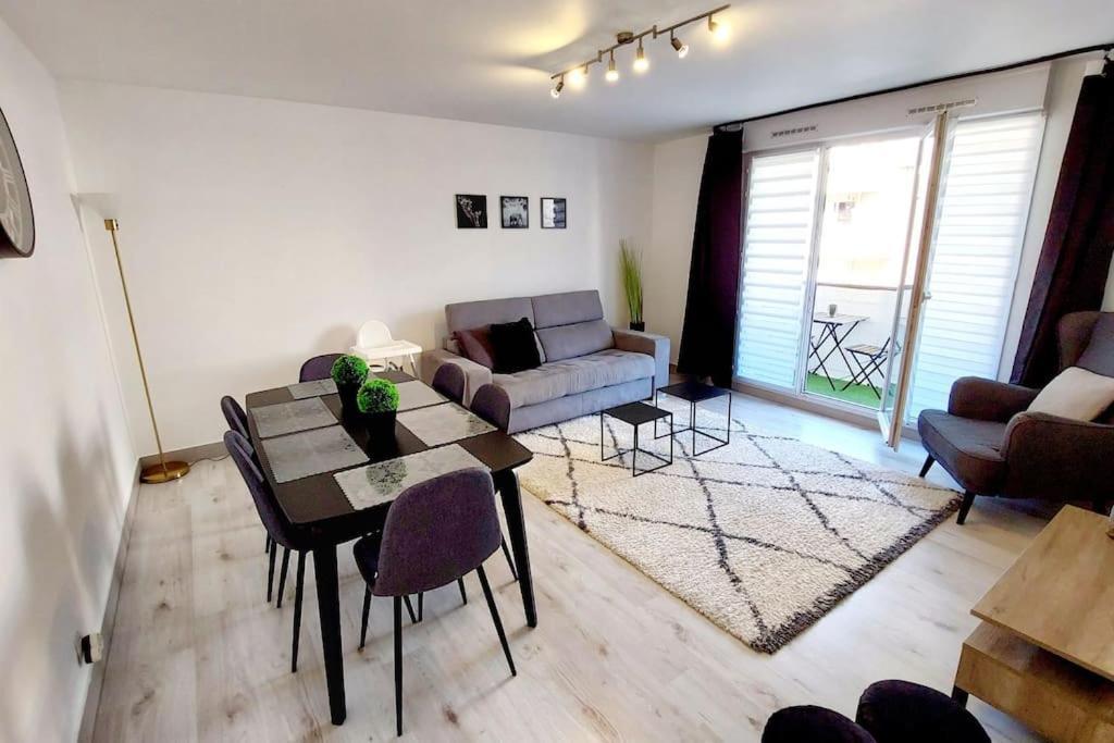 Cosy Home 2, 2 Chambres, 6 Personnes, 3 Min Gare, Parking Cergy Exterior foto